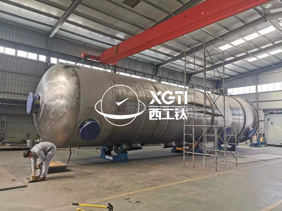 鈦換熱器、鈦反應釜控熱設備的性能與特點